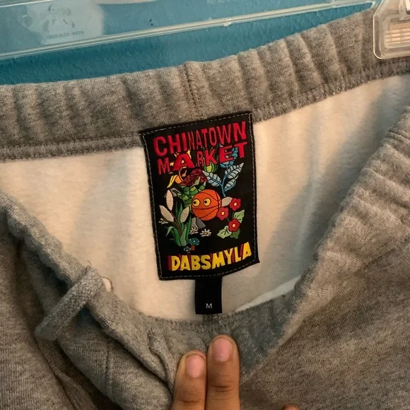 ChinatownMarketXDabsmyla collaboration sweatpants. - Picture 5 of 8